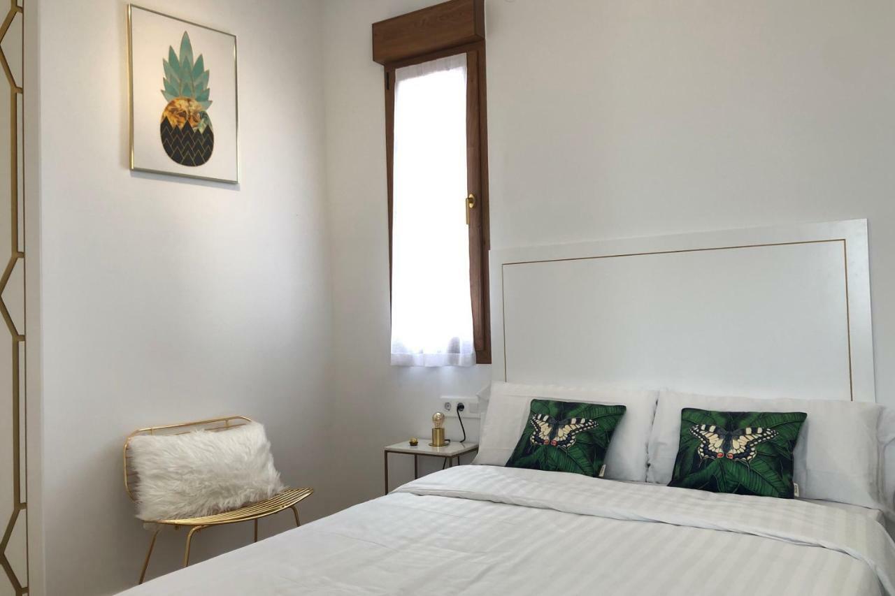 Suites Casa Luben 莱昂 外观 照片